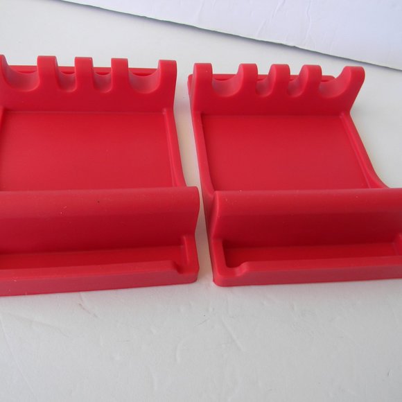 Cook's Essentials Set of 2 Utensil Rests with Lid Holder SILICONE RED NEW - Picture 3 of 3